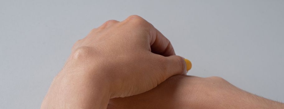 Ganglion Removal Surgery - Cheshire Cosmetic Surgery