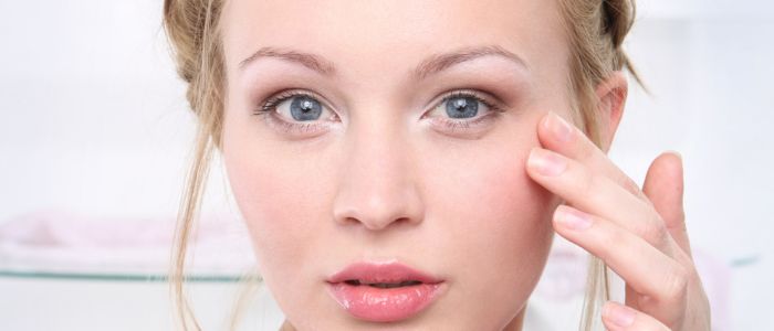 Natural Solutions for Saggy Eyelids